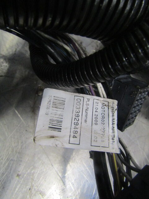 MERCEDES AXOR 1829 MANUAL GEARBOX WIRING HARNESS P/NO 003929484 - Système électrique pour Camion: photos 1 MERCEDES AXOR 1829 MANUAL GEARBOX WIRING HARNESS P/NO 003929484 - Système électrique pour Camion: photos 1