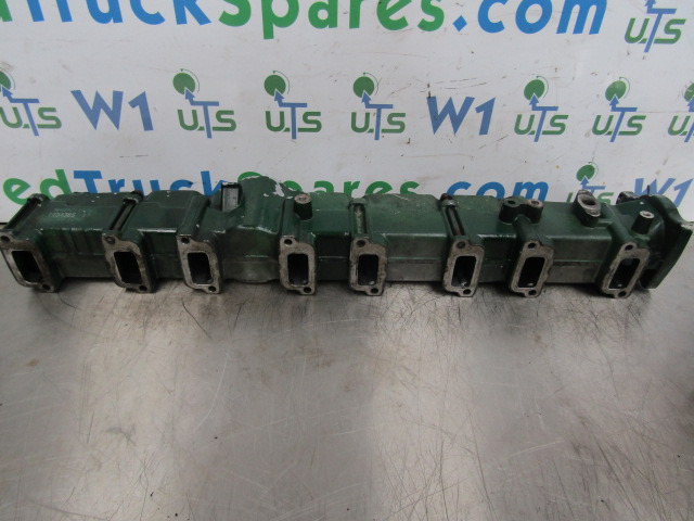SCANIA 144/164 V8 INLET MANIFOLD P/NO 1454384/4560 - Moteur et pièces pour Camion: photos 1 SCANIA 144/164 V8 INLET MANIFOLD P/NO 1454384/4560 - Moteur et pièces pour Camion: photos 1