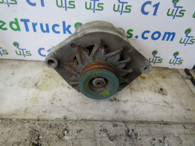 VOLVO FL D6B ALTERNATOR BOSCH P/NO 012468121 - Système électrique pour Camion: photos 1 VOLVO FL D6B ALTERNATOR BOSCH P/NO 012468121 - Système électrique pour Camion: photos 1
