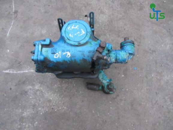 VOLVO FL10 TRACTOR UNIT STEERING BOX - Commande de gouvernail pour Camion: photos 1 VOLVO FL10 TRACTOR UNIT STEERING BOX - Commande de gouvernail pour Camion: photos 1