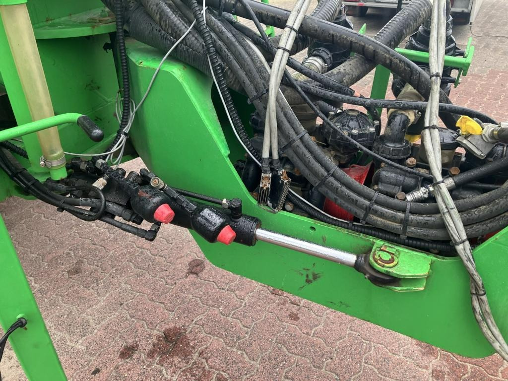 CHD D 3627 - Pulvérisateur: photos 2 CHD D 3627 - Pulvérisateur: photos 2