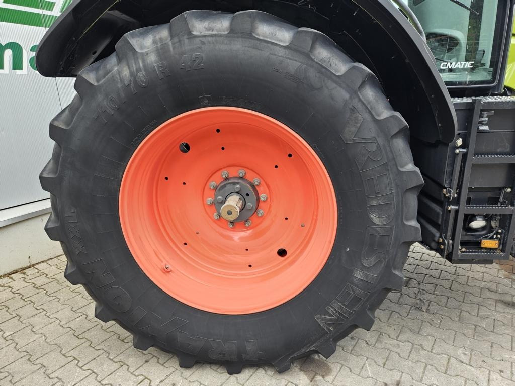 Tracteur agricole CLAAS AXION 810 CMATIC: photos 6 Tracteur agricole CLAAS AXION 810 CMATIC: photos 6