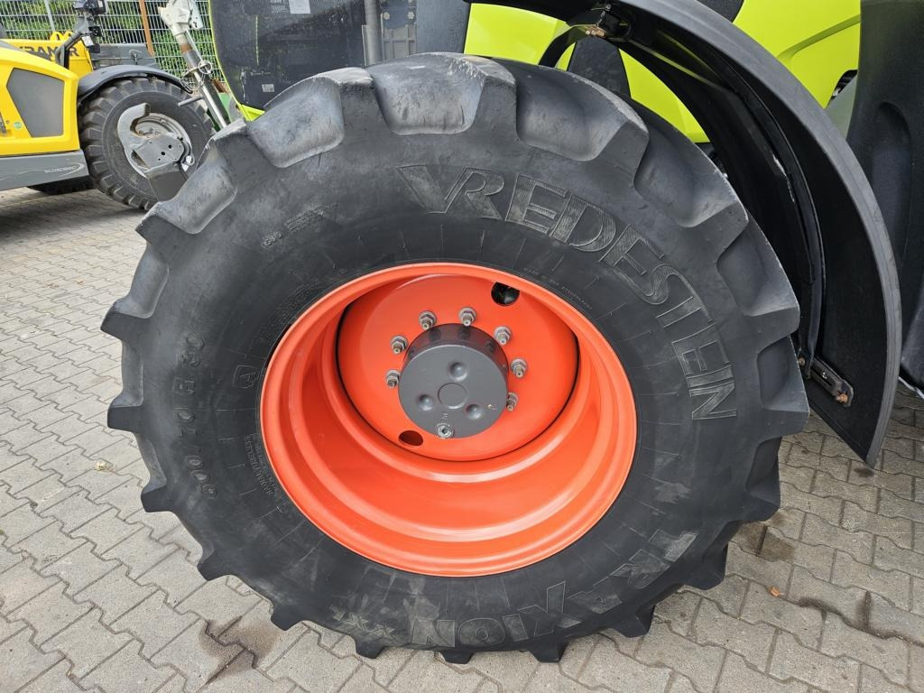 Tracteur agricole CLAAS Axion 810 CMATIC: photos 11