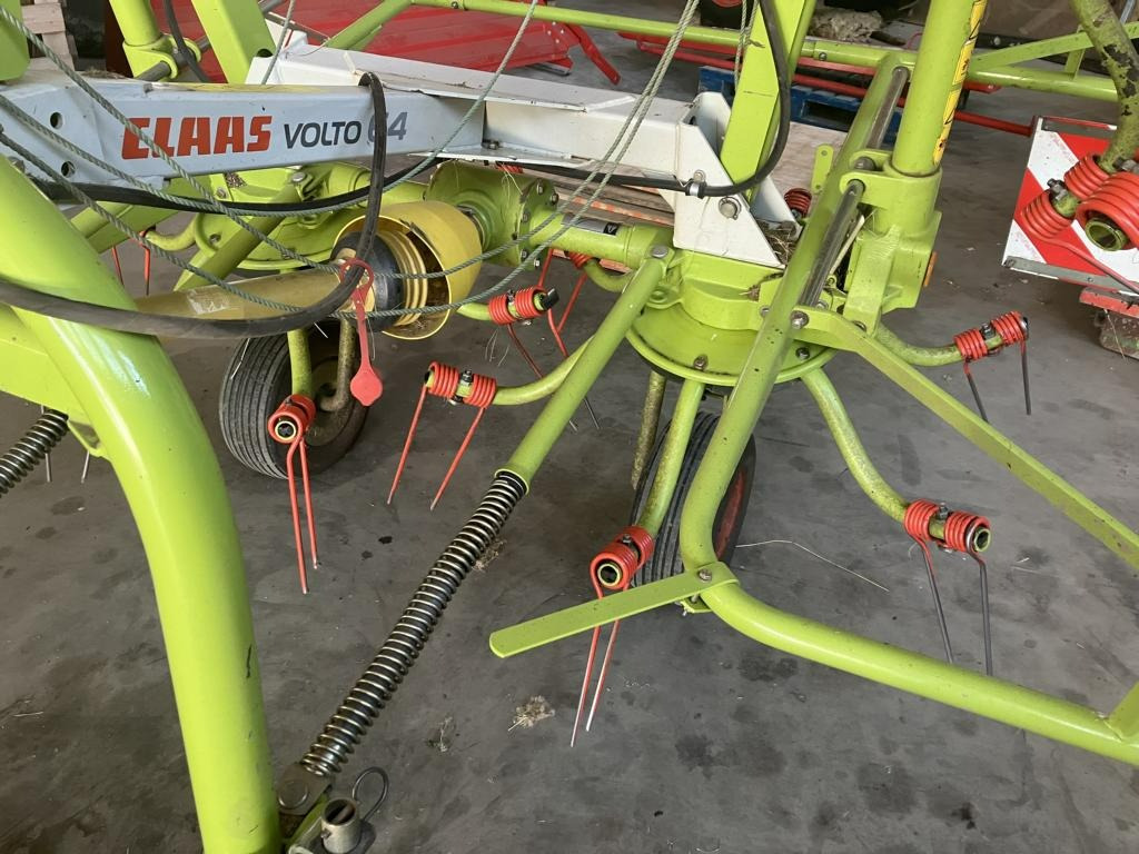 Faneuse CLAAS VOLTO 64: photos 11 Faneuse CLAAS VOLTO 64: photos 11