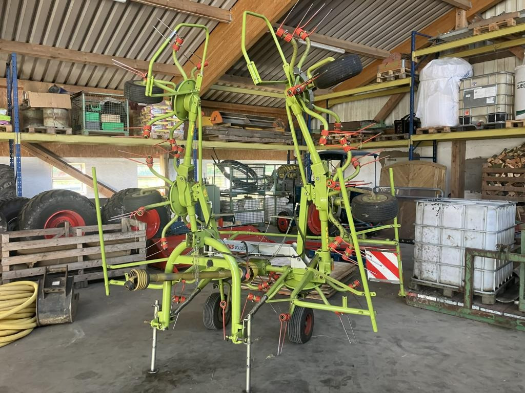 Faneuse CLAAS VOLTO 64: photos 13 Faneuse CLAAS VOLTO 64: photos 13