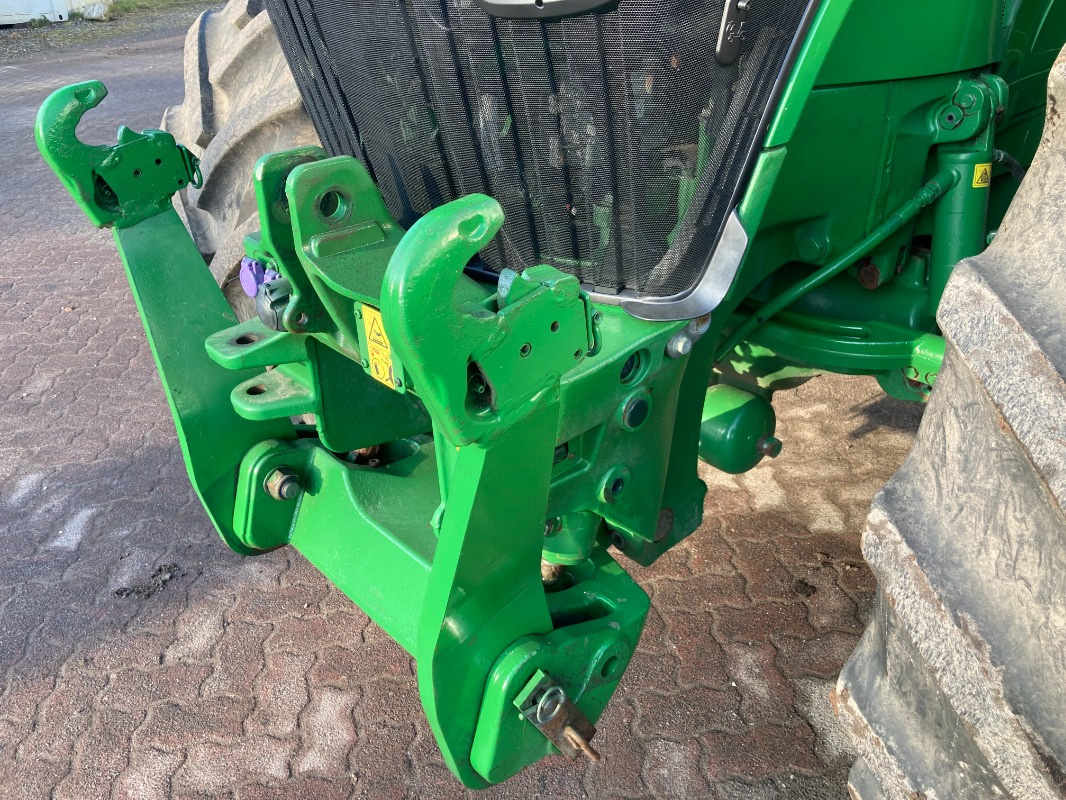 Tracteur agricole John Deere 7310R: photos 15