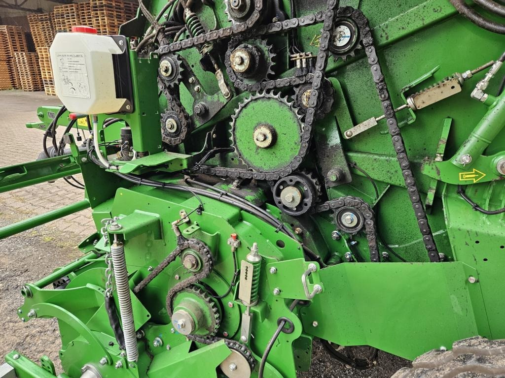 John Deere V461M - PAKET FÜR RUNDBALLENPR - Enrubanneuse: photos 4 John Deere V461M - PAKET FÜR RUNDBALLENPR - Enrubanneuse: photos 4