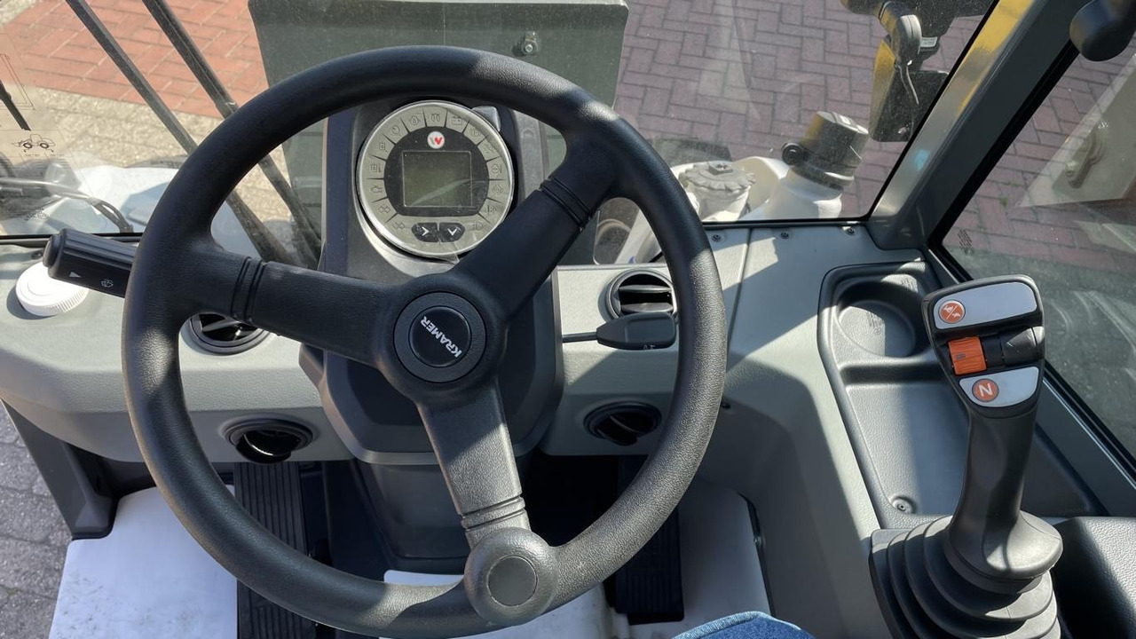 Kramer 5040 - Chargeuse sur pneus: photos 2 Kramer 5040 - Chargeuse sur pneus: photos 2