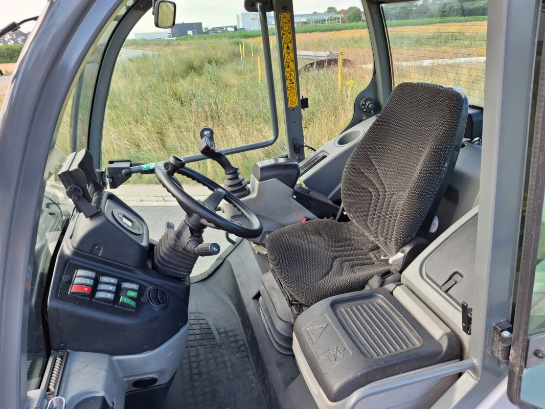 Kramer KL 30.8T - Chargeuse sur pneus: photos 3 Kramer KL 30.8T - Chargeuse sur pneus: photos 3