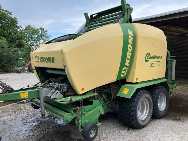 Krone Comprima CF 155 - Matériel de fenaison: photos 1 Krone Comprima CF 155 - Matériel de fenaison: photos 1