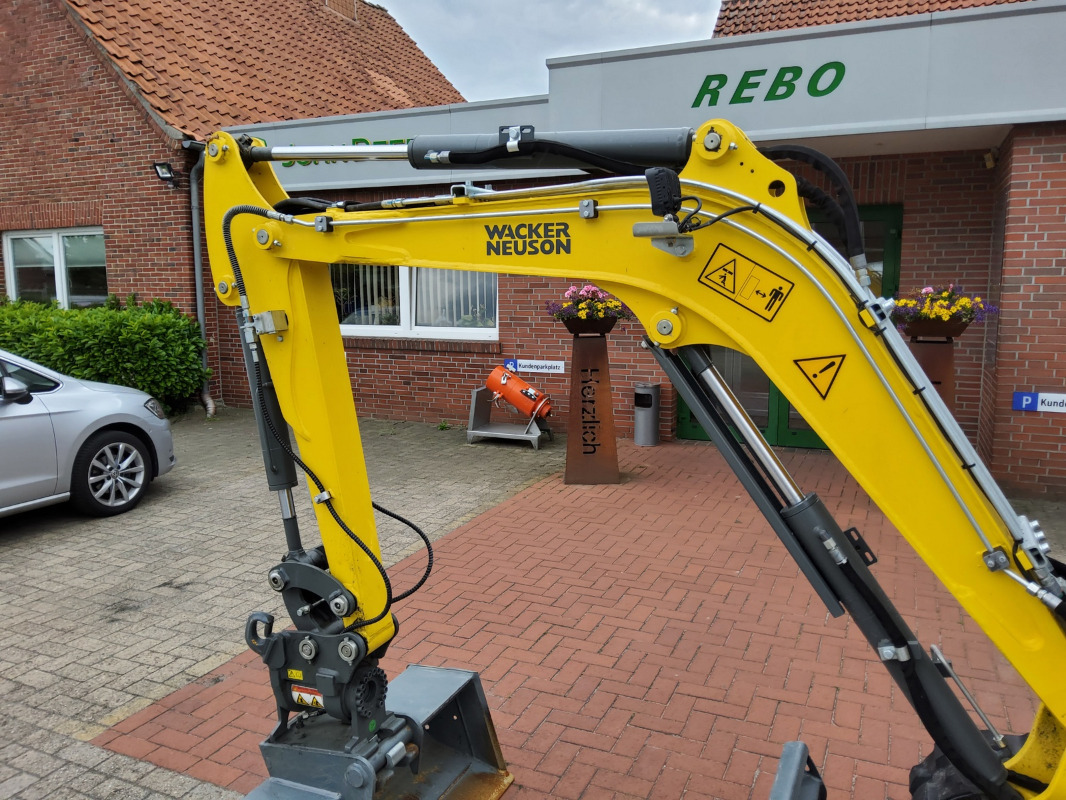 Wacker ET 24 - Mini pelle: photos 5 Wacker ET 24 - Mini pelle: photos 5