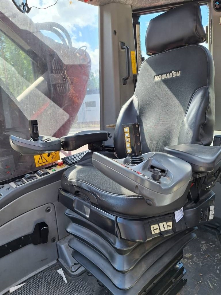 Abatteuse Komatsu 931: photos 6