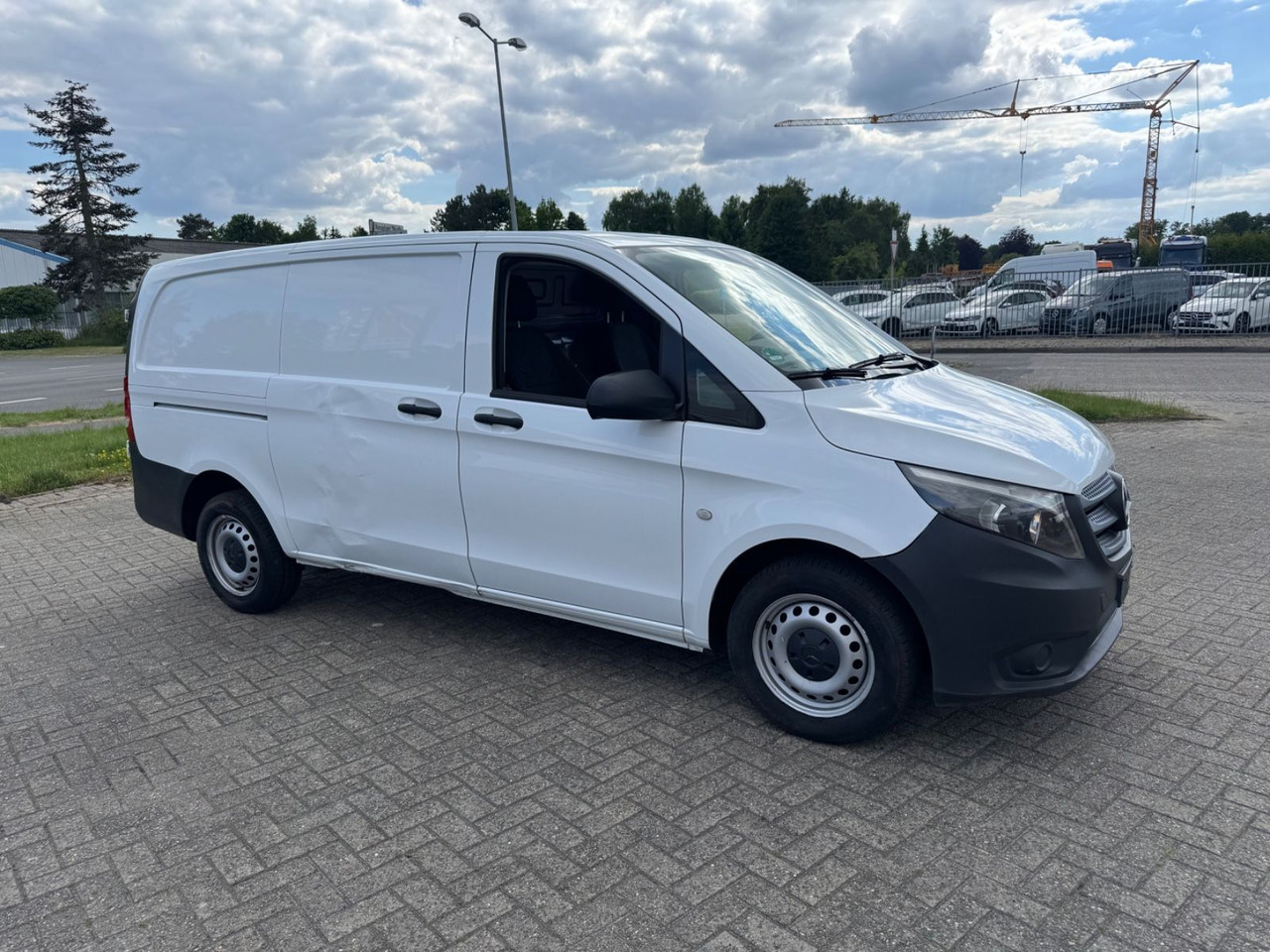Mercedes-Benz Vito Kasten 110 CDI RWD lang - Fourgonnette: photos 1 Mercedes-Benz Vito Kasten 110 CDI RWD lang - Fourgonnette: photos 1