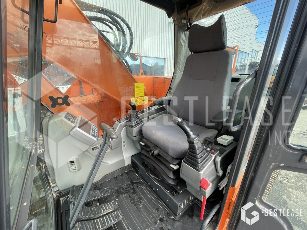 Doosan DX235LC - Pelle sur chenille: photos 5 Doosan DX235LC - Pelle sur chenille: photos 5