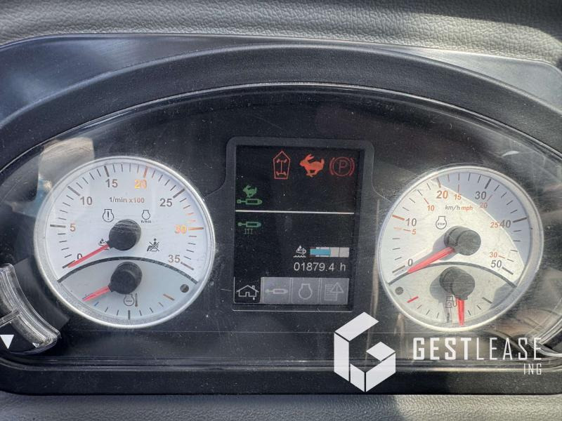 Chariot à mât rétractable LIEBHERR T33.10: photos 14 Chariot à mât rétractable LIEBHERR T33.10: photos 14