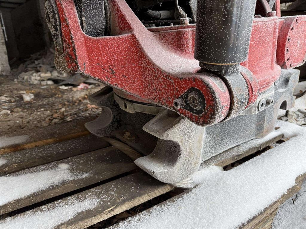 CAT 323 ROTOTILT R8 - Pelle sur chenille: photos 5 CAT 323 ROTOTILT R8 - Pelle sur chenille: photos 5