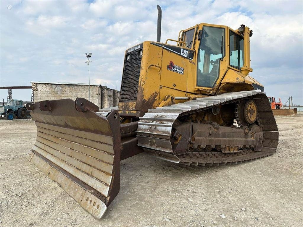 CAT D5N LGP - Bulldozer: photos 2 CAT D5N LGP - Bulldozer: photos 2