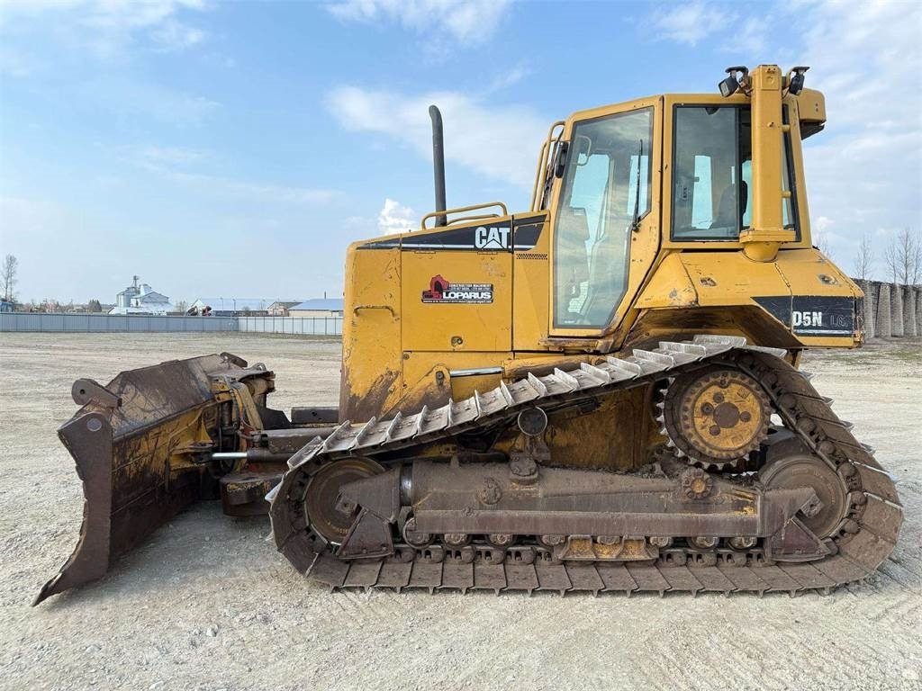 CAT D5N LGP - Bulldozer: photos 3 CAT D5N LGP - Bulldozer: photos 3