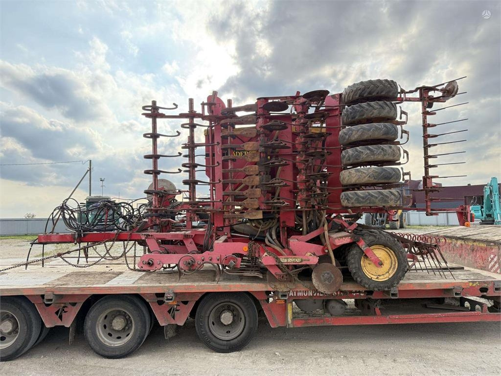 Vaderstad Rapid 600 F - Semoir: photos 2 Vaderstad Rapid 600 F - Semoir: photos 2
