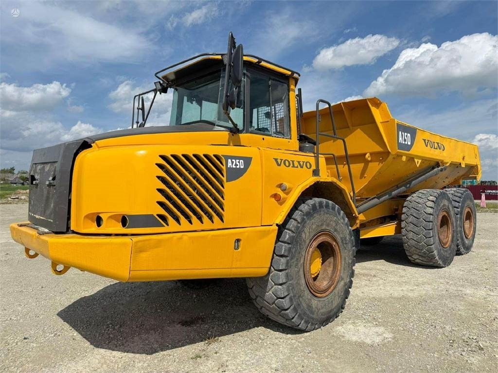 Volvo A25D - Tombereau articulé: photos 2 Volvo A25D - Tombereau articulé: photos 2