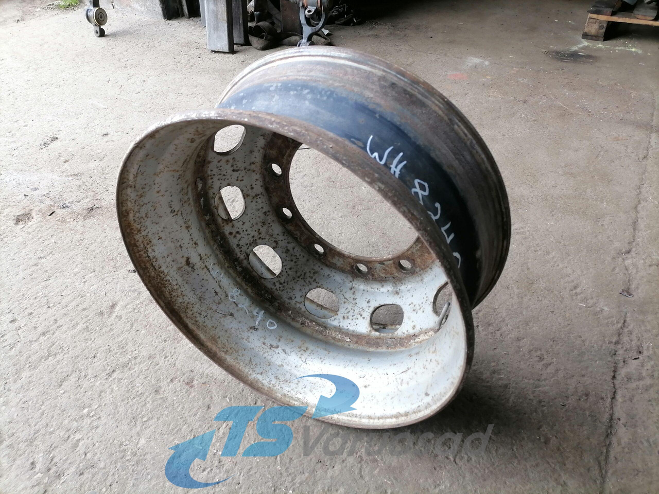 DAF Velg 22.5x8.25 225x825 - Pneus et jantes pour Camion: photos 1 DAF Velg 22.5x8.25 225x825 - Pneus et jantes pour Camion: photos 1