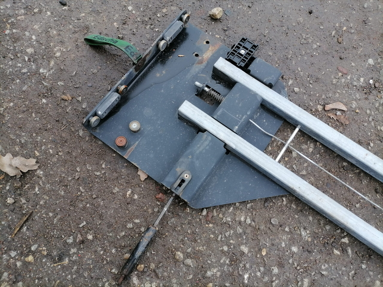 KRONE Haagise katuse mehhanism 38061880 - Pièce universelle pour Camion: photos 3 KRONE Haagise katuse mehhanism 38061880 - Pièce universelle pour Camion: photos 3