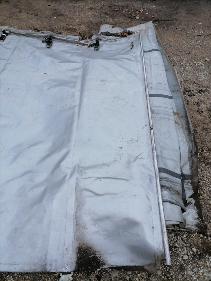 KRONE Haagise küljetent - Pièce universelle pour Camion: photos 5 KRONE Haagise küljetent - Pièce universelle pour Camion: photos 5