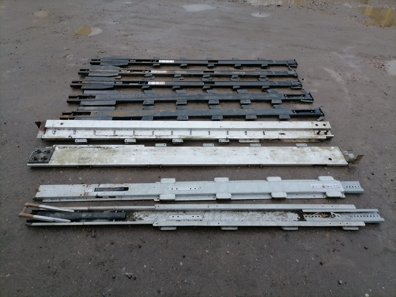 KRONE Haagise tugipostid 515068374 - Pièce universelle pour Camion: photos 2 KRONE Haagise tugipostid 515068374 - Pièce universelle pour Camion: photos 2