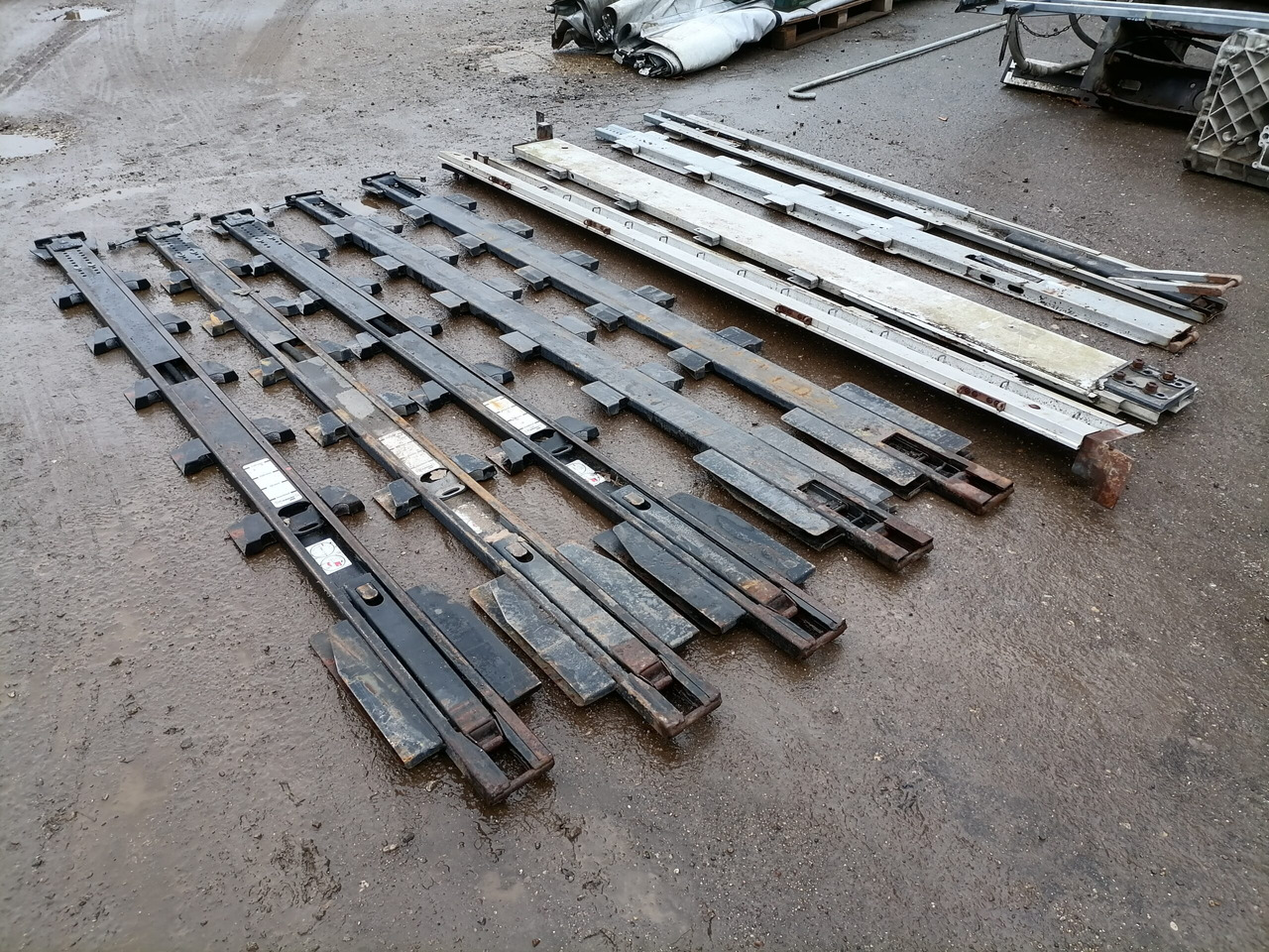 KRONE Haagise tugipostid 515068374 - Pièce universelle pour Camion: photos 3 KRONE Haagise tugipostid 515068374 - Pièce universelle pour Camion: photos 3