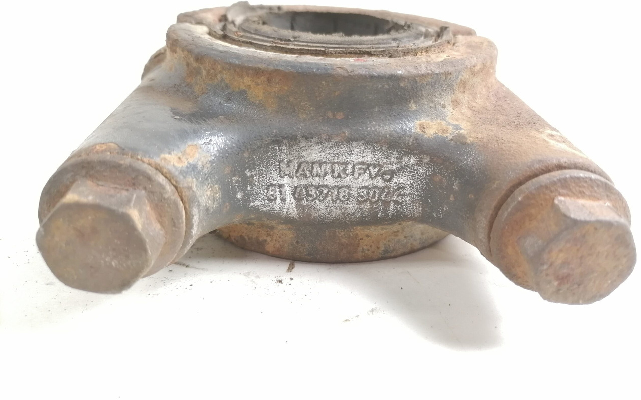 MAN Anti-roll bar bracket 81437183044 - Barre stabilisatrice pour Camion: photos 2 MAN Anti-roll bar bracket 81437183044 - Barre stabilisatrice pour Camion: photos 2