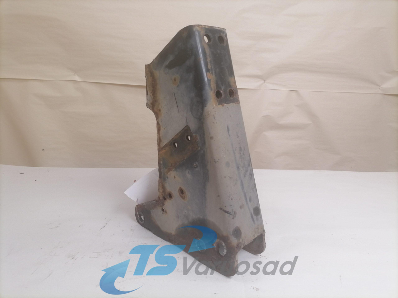 MAN Cab suspension carrier 81417200144 - Suspension de cabine pour Camion: photos 2 MAN Cab suspension carrier 81417200144 - Suspension de cabine pour Camion: photos 2