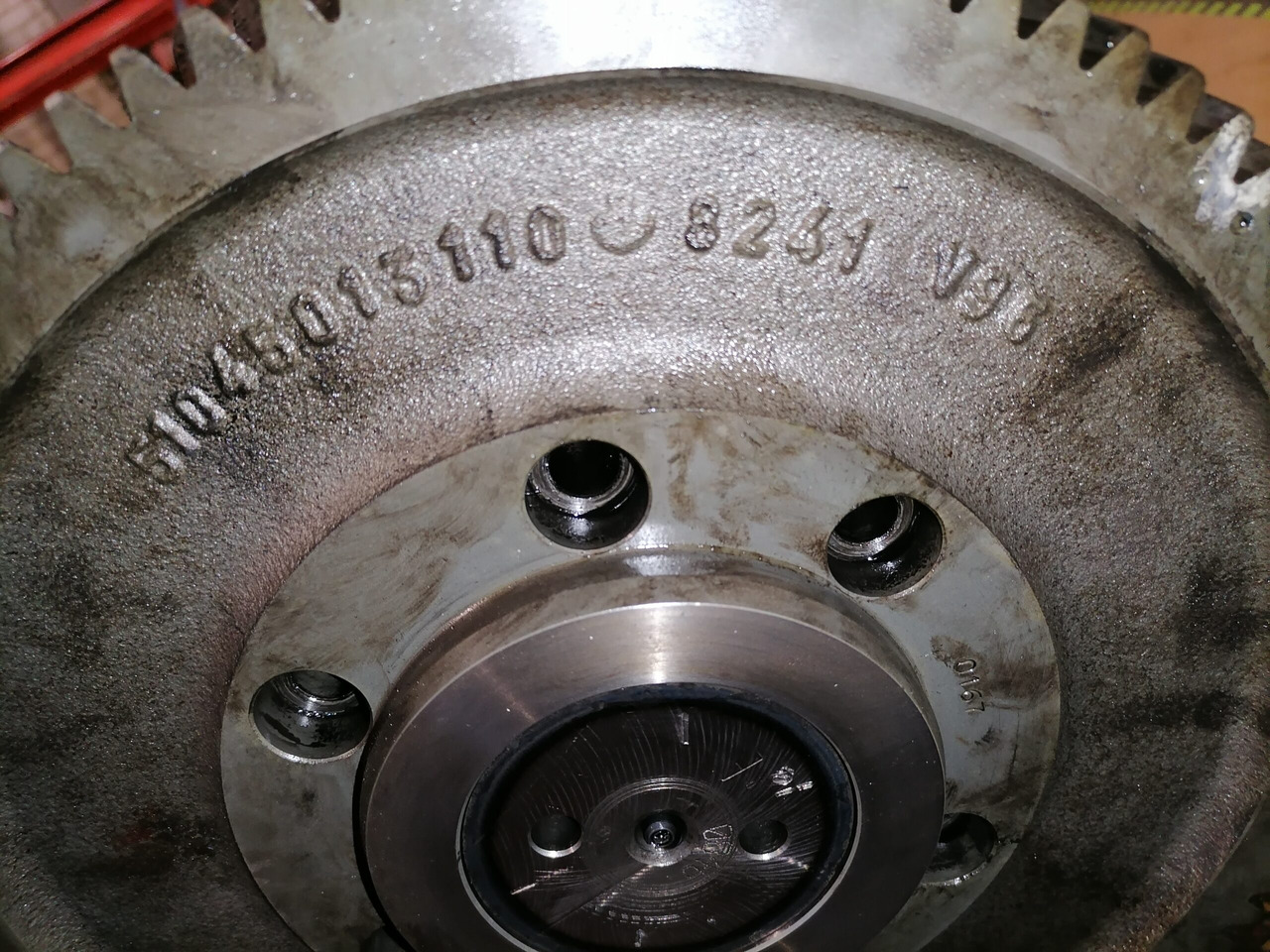 MAN Camshaft 51044006016 - Arbre à cames pour Camion: photos 2 MAN Camshaft 51044006016 - Arbre à cames pour Camion: photos 2