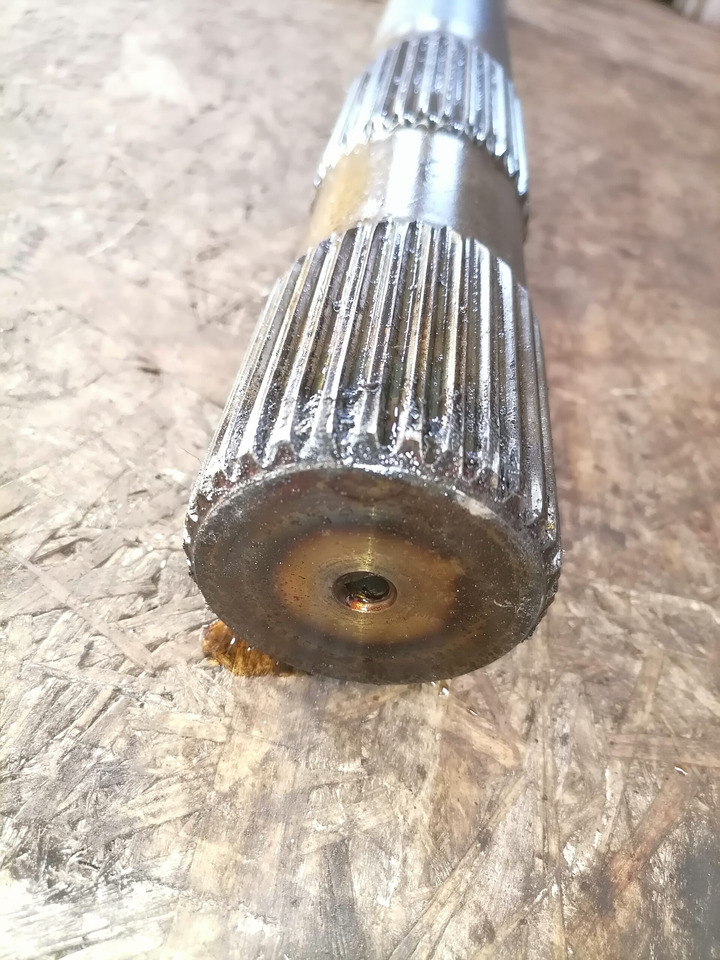 MAN Drive shaft 81355020147 - Demi arbre pour Camion: photos 4 MAN Drive shaft 81355020147 - Demi arbre pour Camion: photos 4