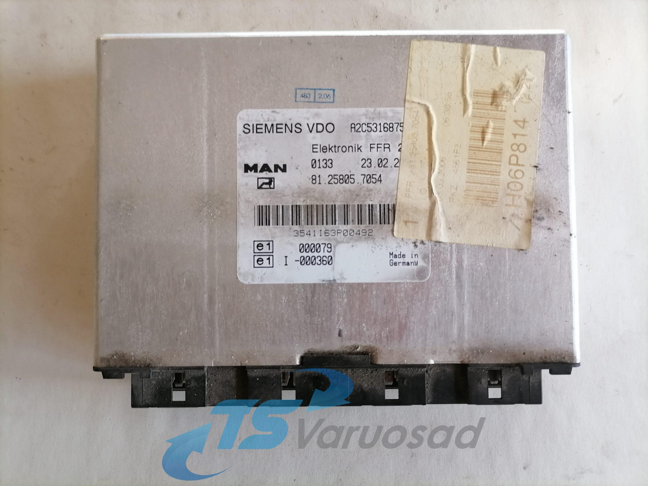 MAN Ecu, FFR 81258057054 - Bloc de gestion pour Camion: photos 2 MAN Ecu, FFR 81258057054 - Bloc de gestion pour Camion: photos 2