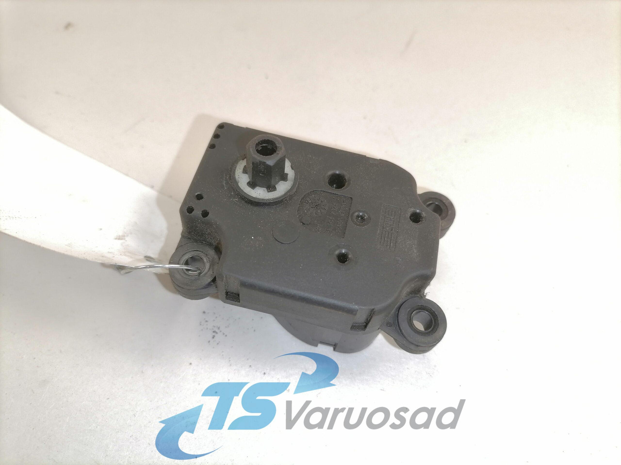 MAN Interior heating damper position regulator A7584003 - Pièce universelle pour Camion: photos 3 MAN Interior heating damper position regulator A7584003 - Pièce universelle pour Camion: photos 3