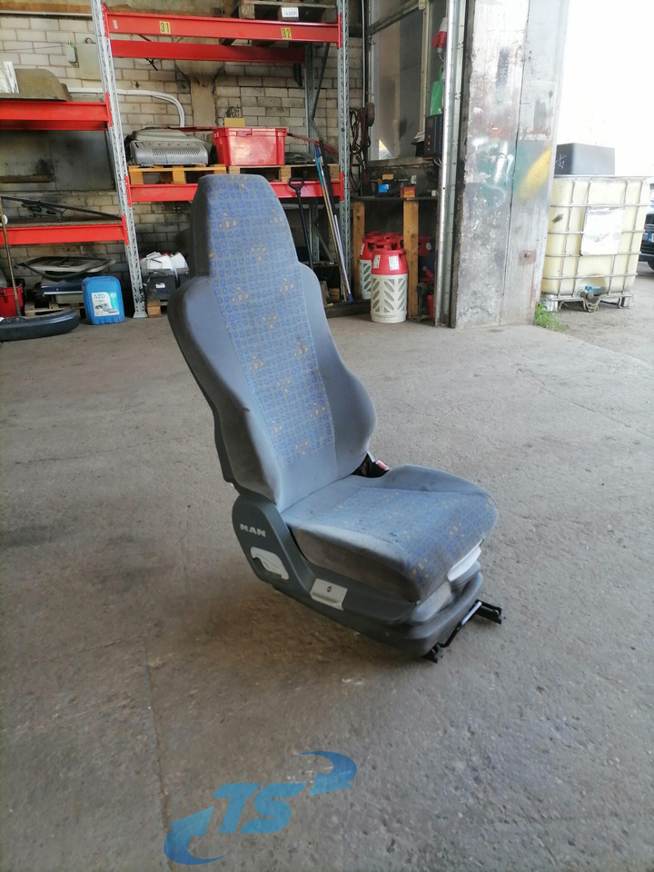 MAN Passenger seat 81623016942 - Siège pour Camion: photos 1 MAN Passenger seat 81623016942 - Siège pour Camion: photos 1