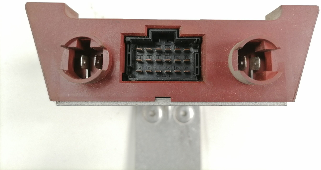 MAN Voltage converter 81259070309 - Système électrique pour Camion: photos 2 MAN Voltage converter 81259070309 - Système électrique pour Camion: photos 2