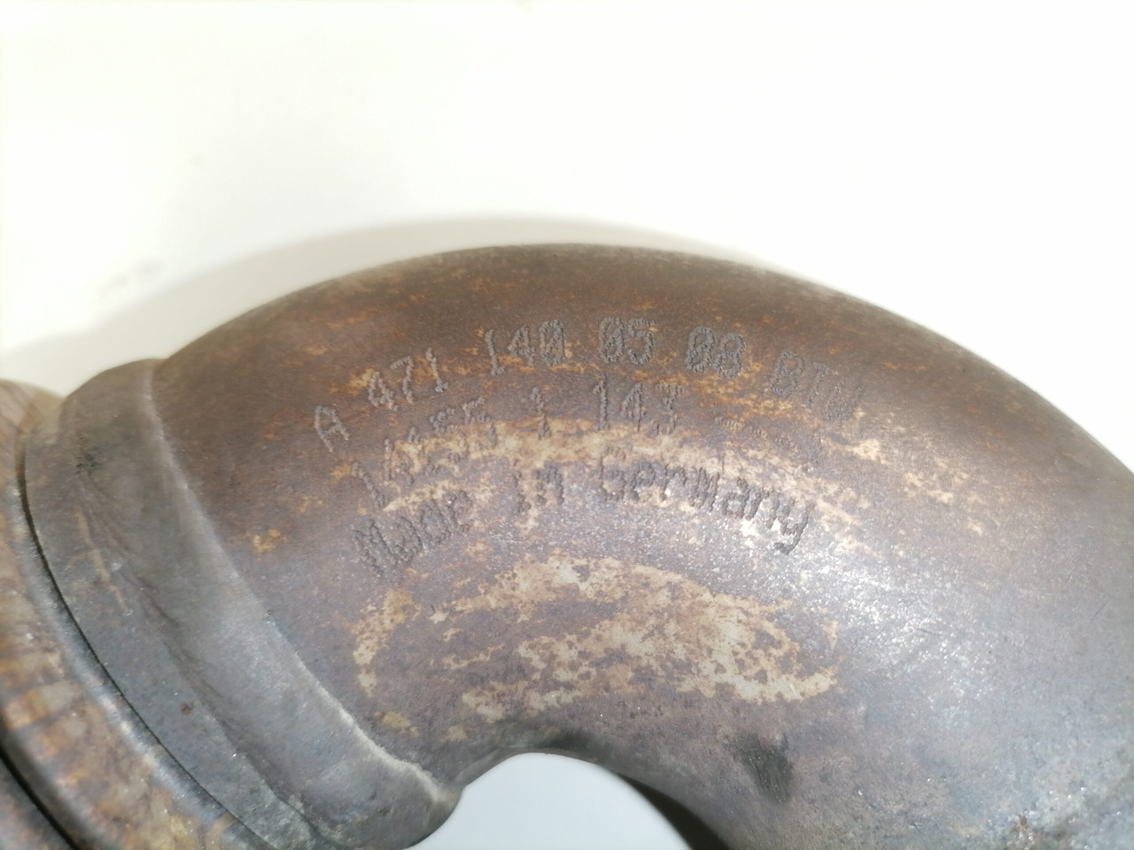 Mercedes-Benz EGR pipe A4711400508 - Système d'échappement pour Camion: photos 2 Mercedes-Benz EGR pipe A4711400508 - Système d'échappement pour Camion: photos 2
