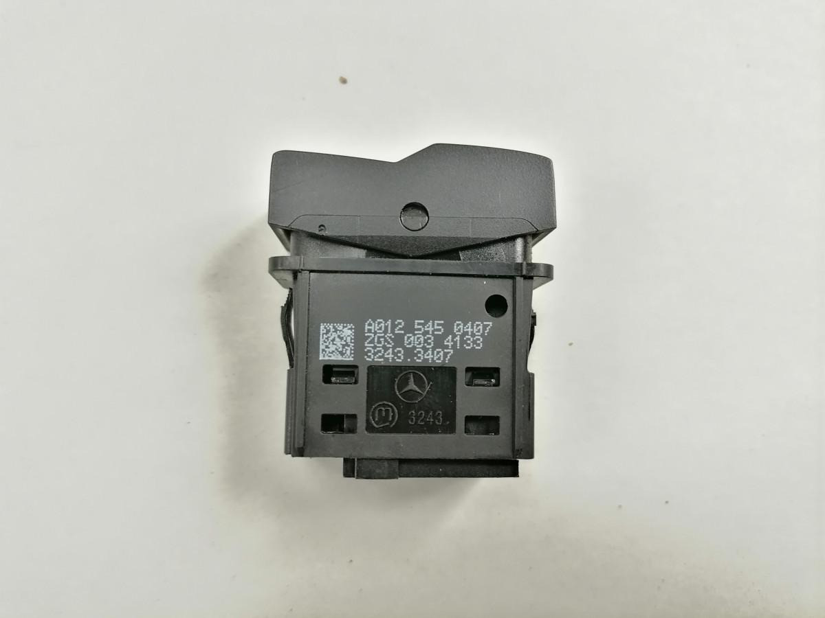 Mercedes-Benz Lüliti 0125450407 - Cabine pour Camion: photos 4 Mercedes-Benz Lüliti 0125450407 - Cabine pour Camion: photos 4