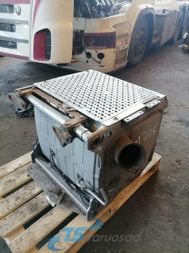 Mercedes-Benz Muffler A0064900814 - Silencieux pour Camion: photos 2 Mercedes-Benz Muffler A0064900814 - Silencieux pour Camion: photos 2