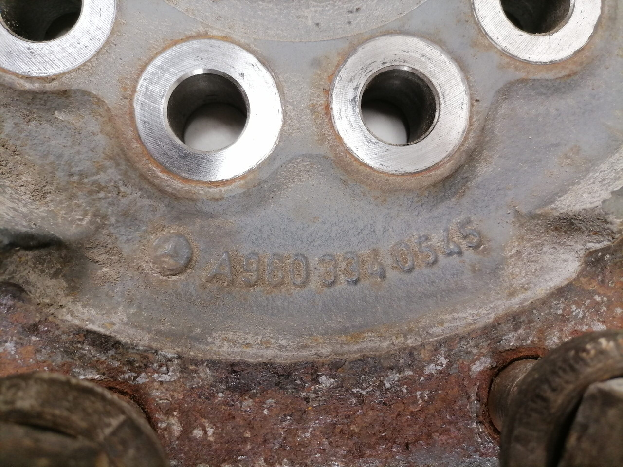 Mercedes-Benz Rattarummu flants, esisild A9603340545 - Moyeu pour Camion: photos 3 Mercedes-Benz Rattarummu flants, esisild A9603340545 - Moyeu pour Camion: photos 3