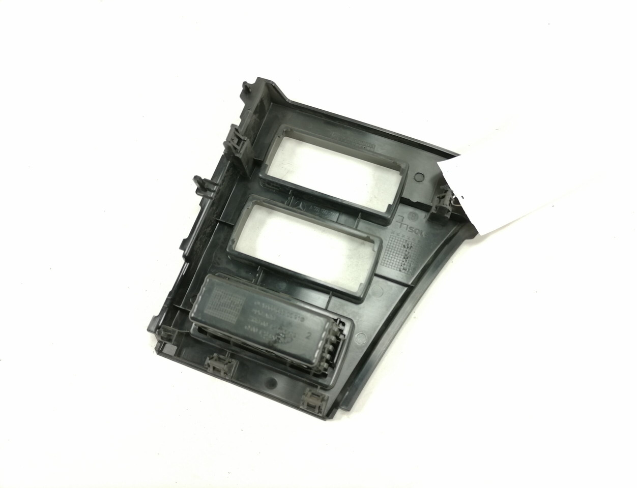 Mercedes-Benz Salongi plastik A9606802607 - Pièce universelle pour Camion: photos 2 Mercedes-Benz Salongi plastik A9606802607 - Pièce universelle pour Camion: photos 2