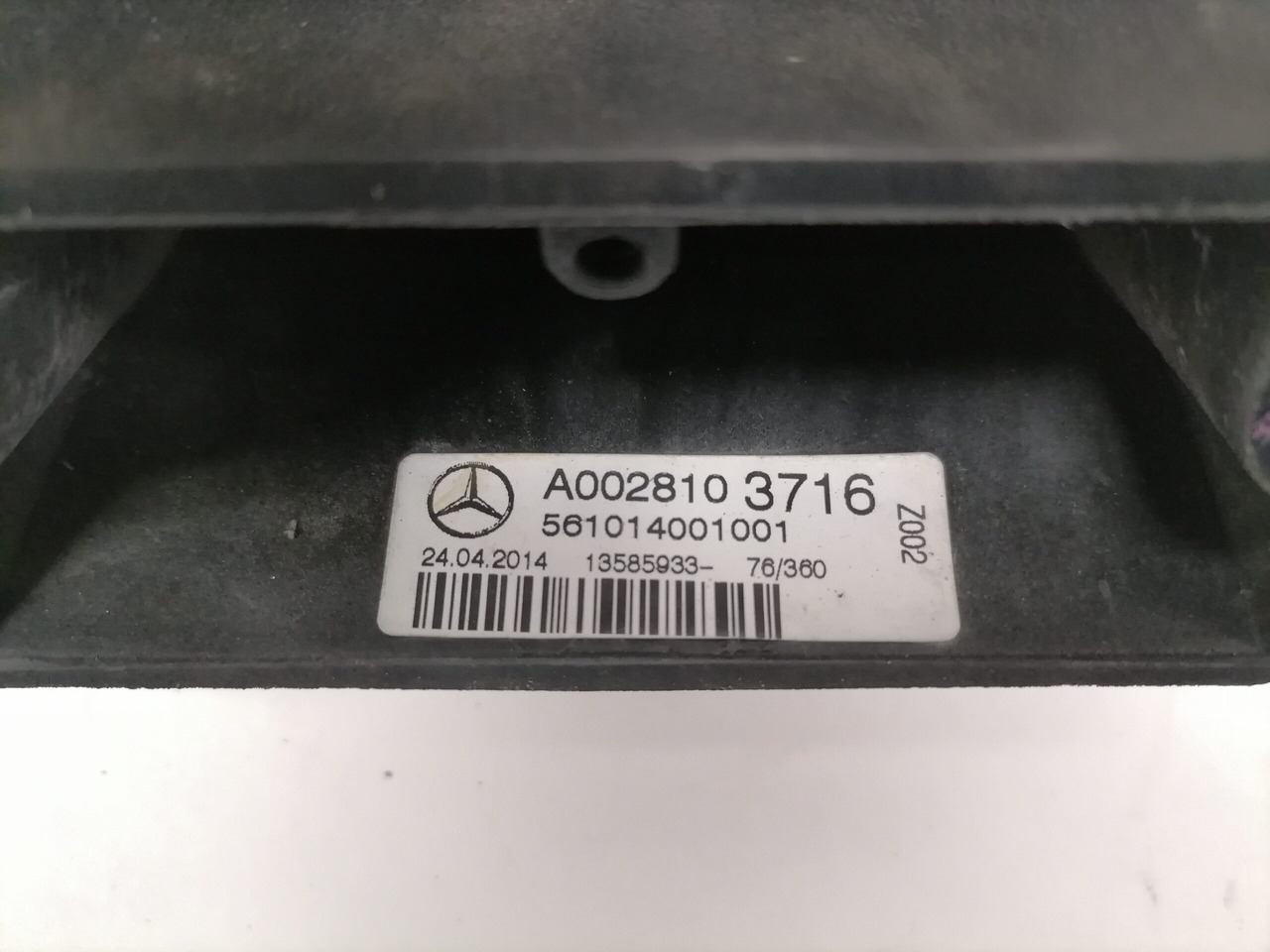 Mercedes-Benz Wheel mirror A0028103716 - Rétroviseur pour Camion: photos 3 Mercedes-Benz Wheel mirror A0028103716 - Rétroviseur pour Camion: photos 3