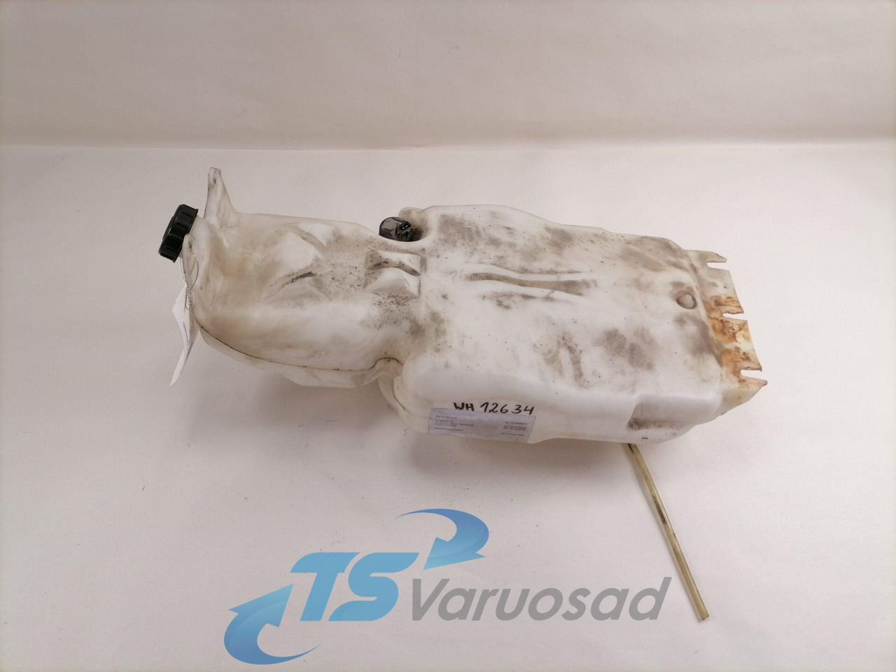 Renault Windscreen washer fluid tank 5010544976 - Essuie-glace pour Camion: photos 1 Renault Windscreen washer fluid tank 5010544976 - Essuie-glace pour Camion: photos 1