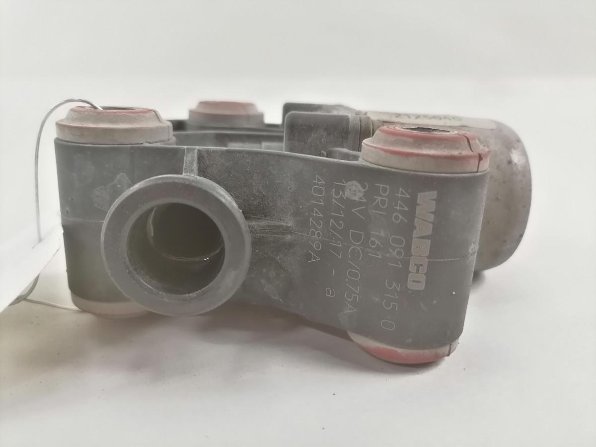 Scania ADBlue klapp 2125646 - Système de carburant pour Camion: photos 5 Scania ADBlue klapp 2125646 - Système de carburant pour Camion: photos 5