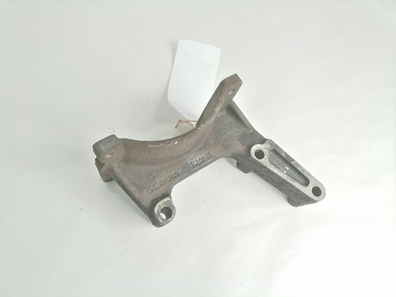 Scania Air conditioning compressor carrier 1400790 - Chauffage/ Ventilation pour Camion: photos 2 Scania Air conditioning compressor carrier 1400790 - Chauffage/ Ventilation pour Camion: photos 2