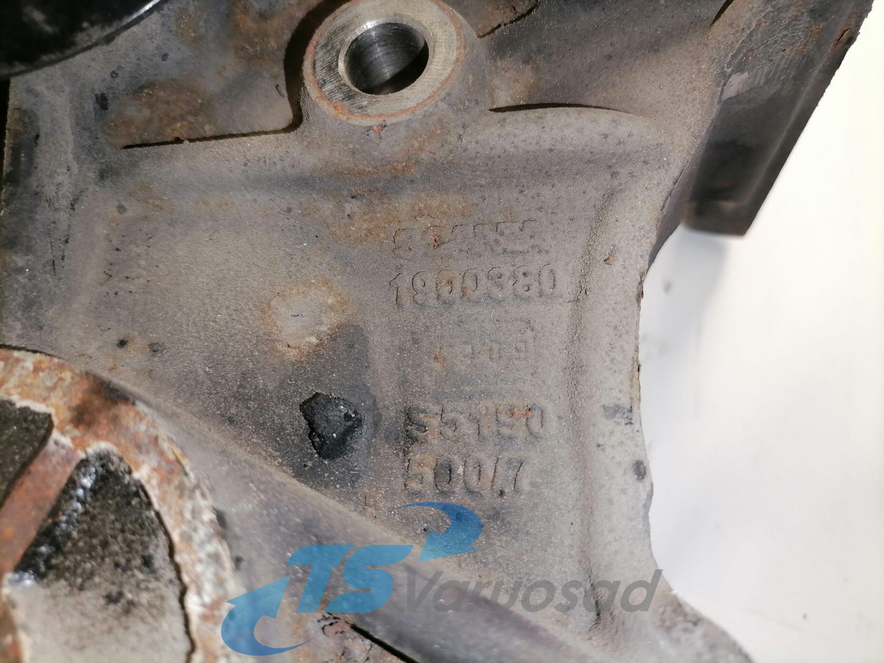 Scania Air conditioning compressor carrier 1900380 - Chauffage/ Ventilation pour Camion: photos 2 Scania Air conditioning compressor carrier 1900380 - Chauffage/ Ventilation pour Camion: photos 2