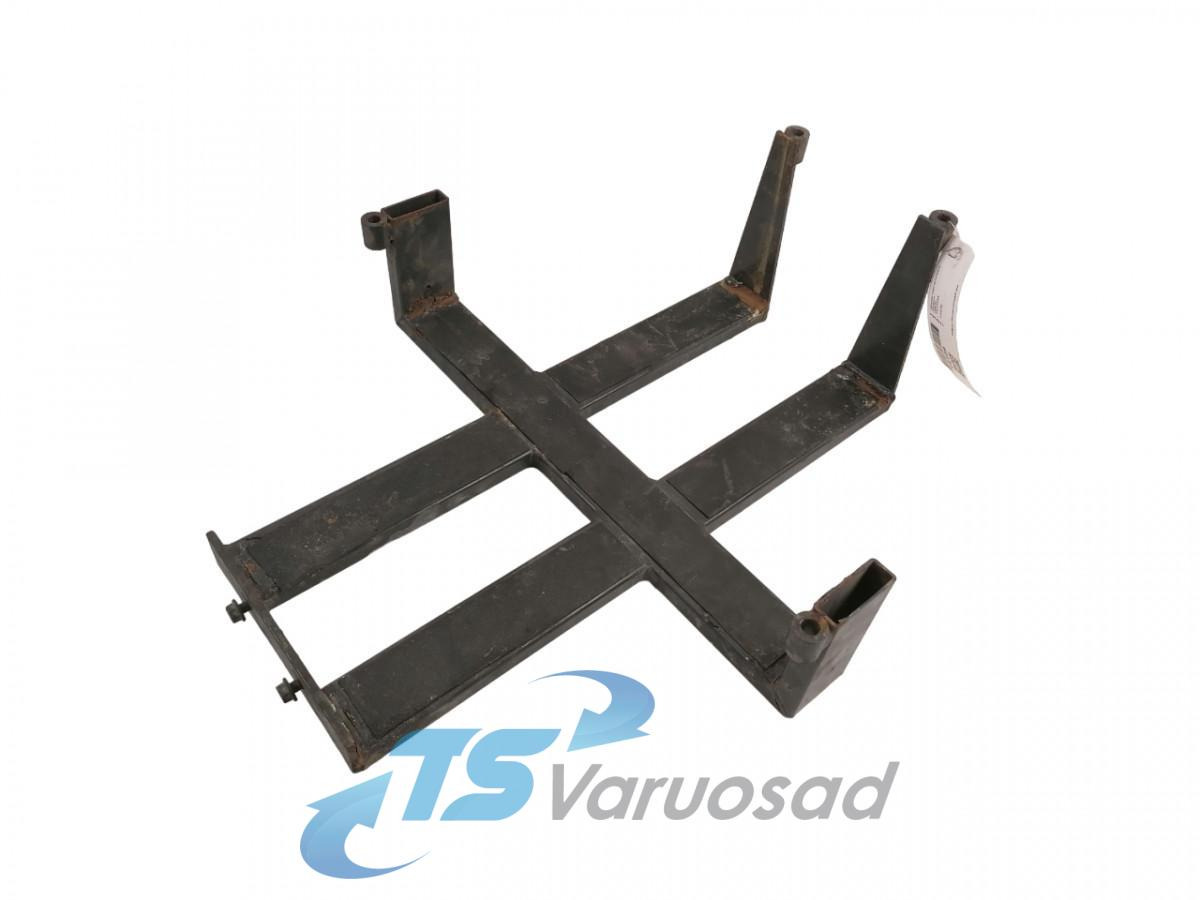 Scania Akude kinnitusraam 1477484 - Accumulateur pour Camion: photos 1 Scania Akude kinnitusraam 1477484 - Accumulateur pour Camion: photos 1