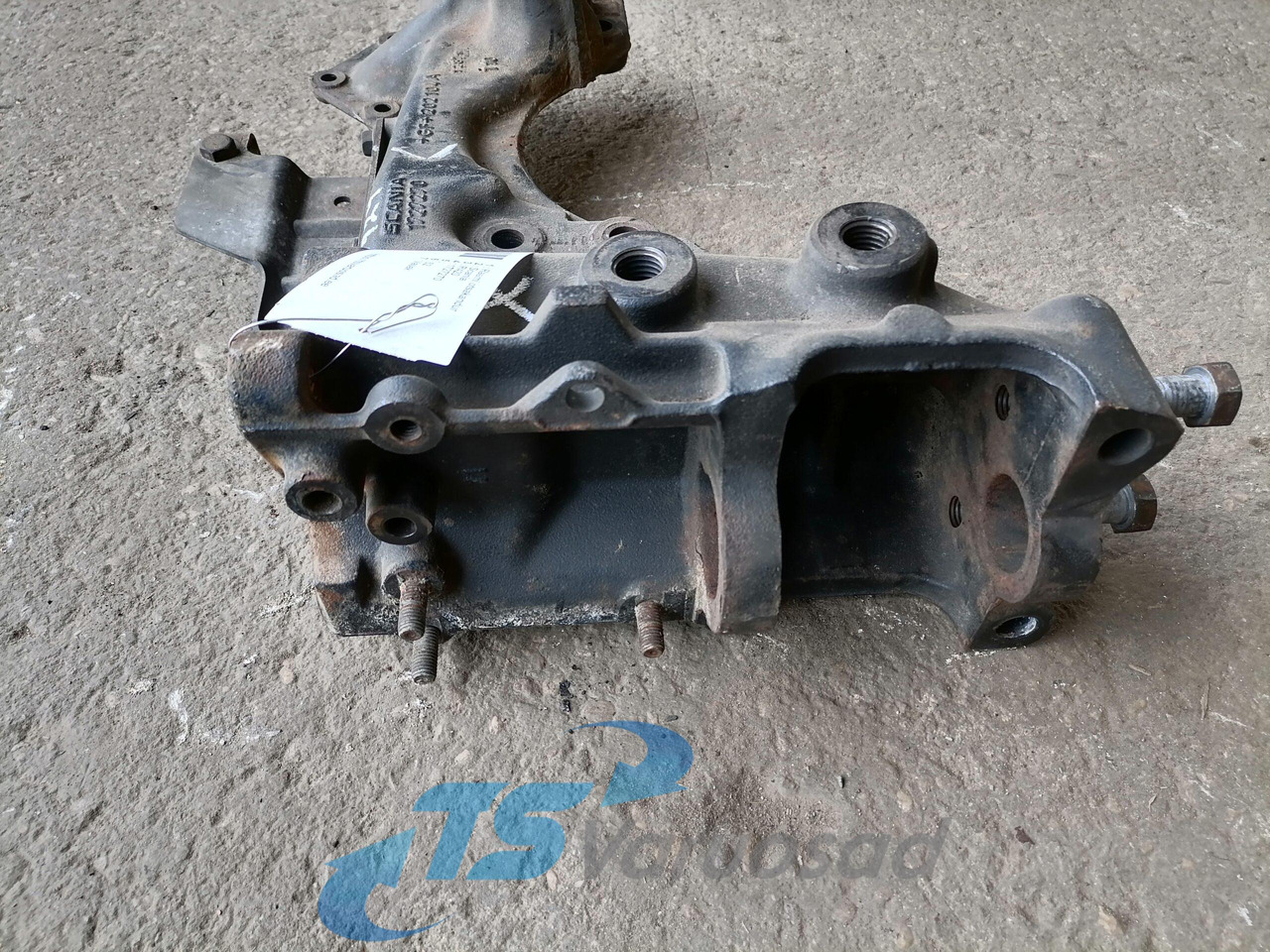 Scania Bracket 1727270 - Frame/ Châssis pour Camion: photos 4 Scania Bracket 1727270 - Frame/ Châssis pour Camion: photos 4