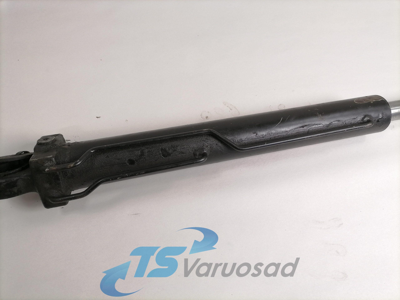 Scania Cab tilting cylinder 1549737 - Suspension de cabine pour Camion: photos 3 Scania Cab tilting cylinder 1549737 - Suspension de cabine pour Camion: photos 3